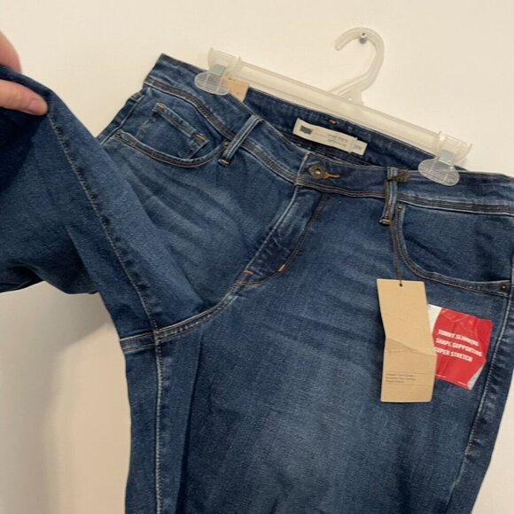 NEW NWT LEVI'S LEVIS Plus Size Perfectly Shaping 512 Skinny Leg Skinny Jeans 18W - Picture 8 of 15